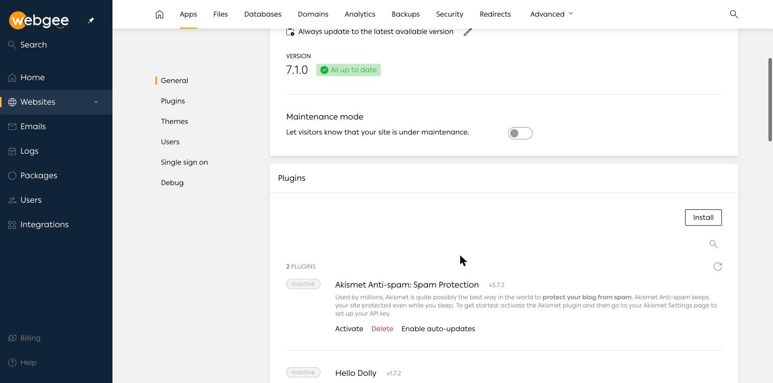 Le WordPress Toolkit dans WordPress Cloud, affichant la version avec un badge All up to date, l'interrupteur du mode maintenance et la liste des extensions avec les liens Activate, Delete et Enable auto-updates